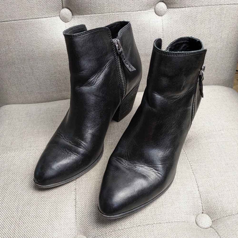 FRYE Judith Leather Black Pointed Toe Heeled Boots Ankle Booties Shoes Size 9 - Picture 6 of 13
